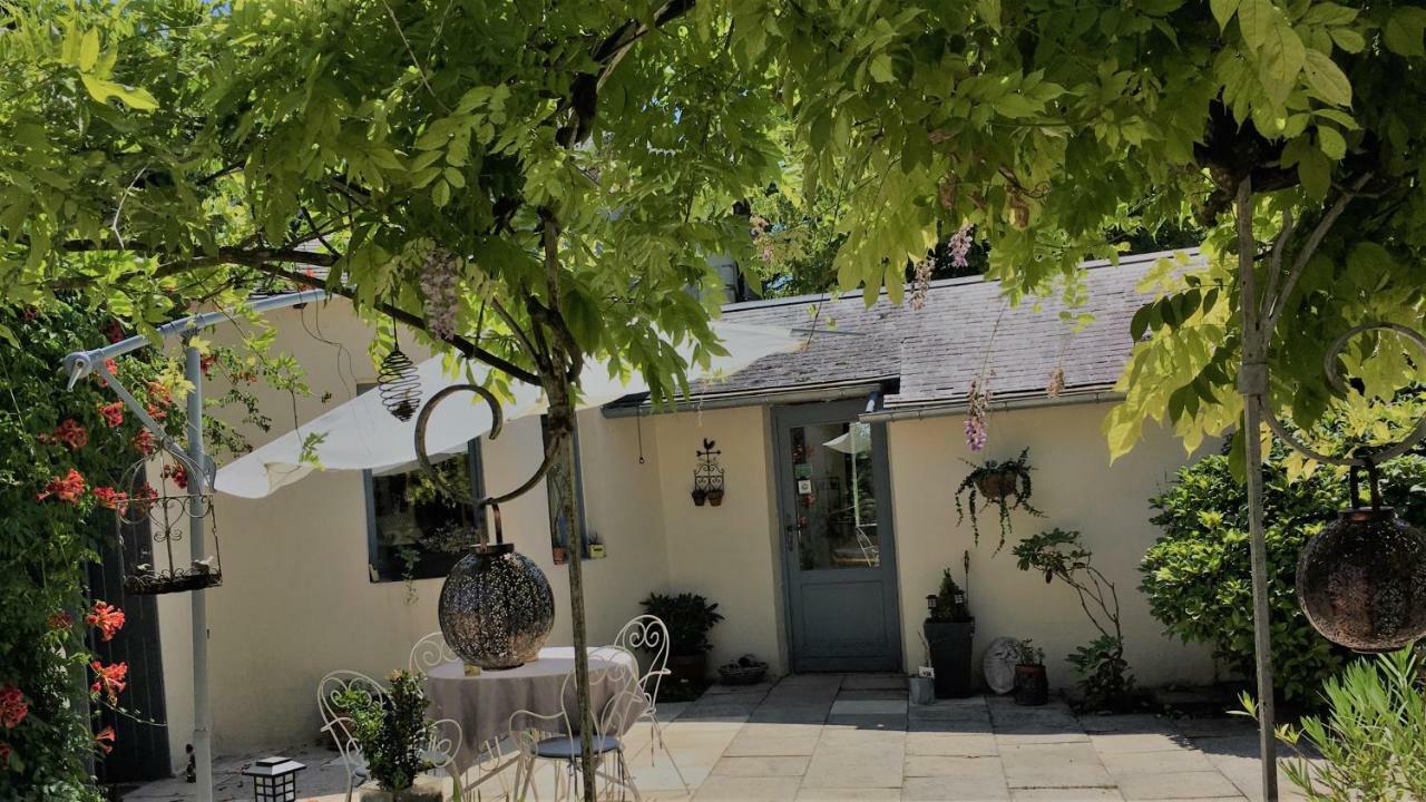 La Marelle Bed and Breakfast Avrillé-les-Ponceaux Exteriör bild