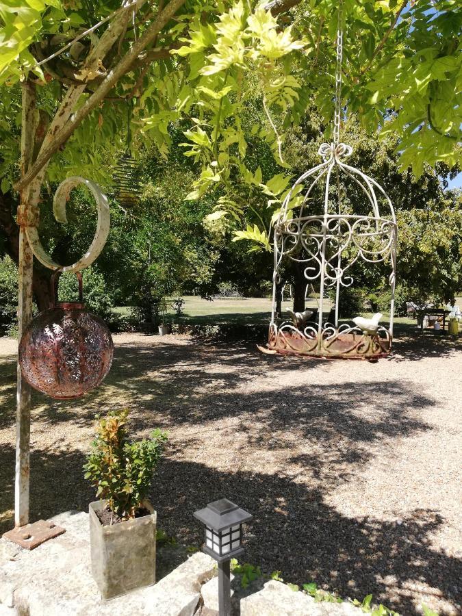 La Marelle Bed and Breakfast Avrillé-les-Ponceaux Exteriör bild